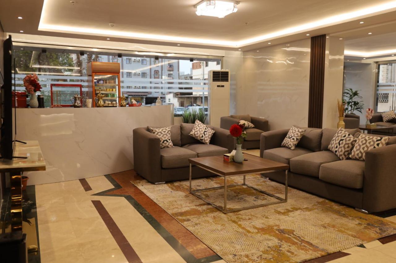 Gold Palace Serviced Apartments Джеда Екстериор снимка