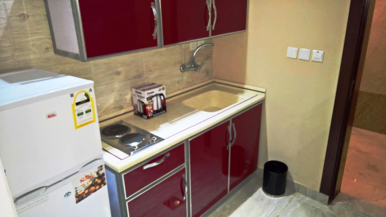Gold Palace Serviced Apartments Джеда Екстериор снимка