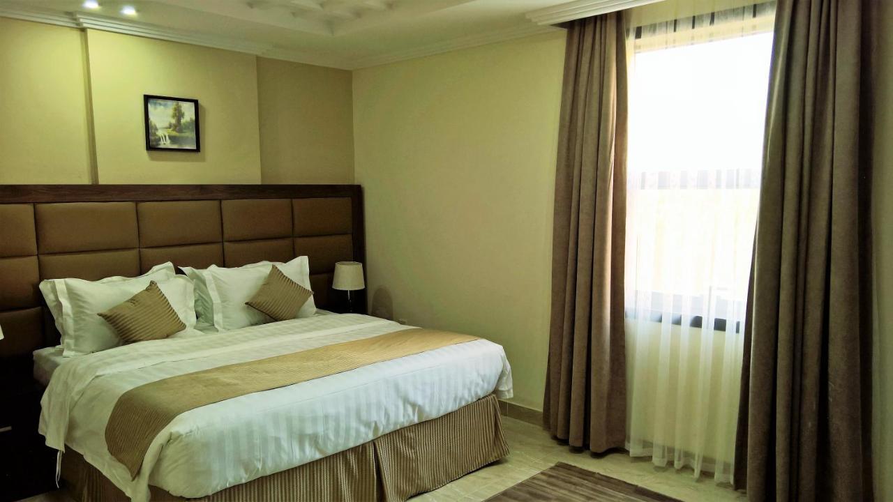 Gold Palace Serviced Apartments Джеда Екстериор снимка