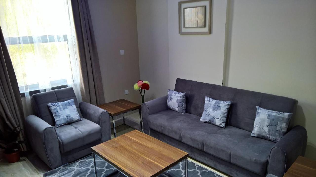 Gold Palace Serviced Apartments Джеда Екстериор снимка
